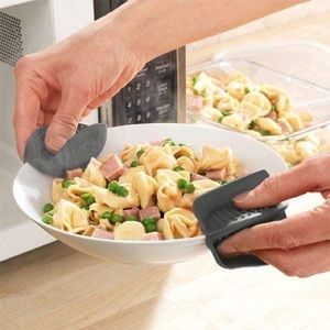 PAMPERED CHEF- Microwaved Grip Set NWTs 2 pack